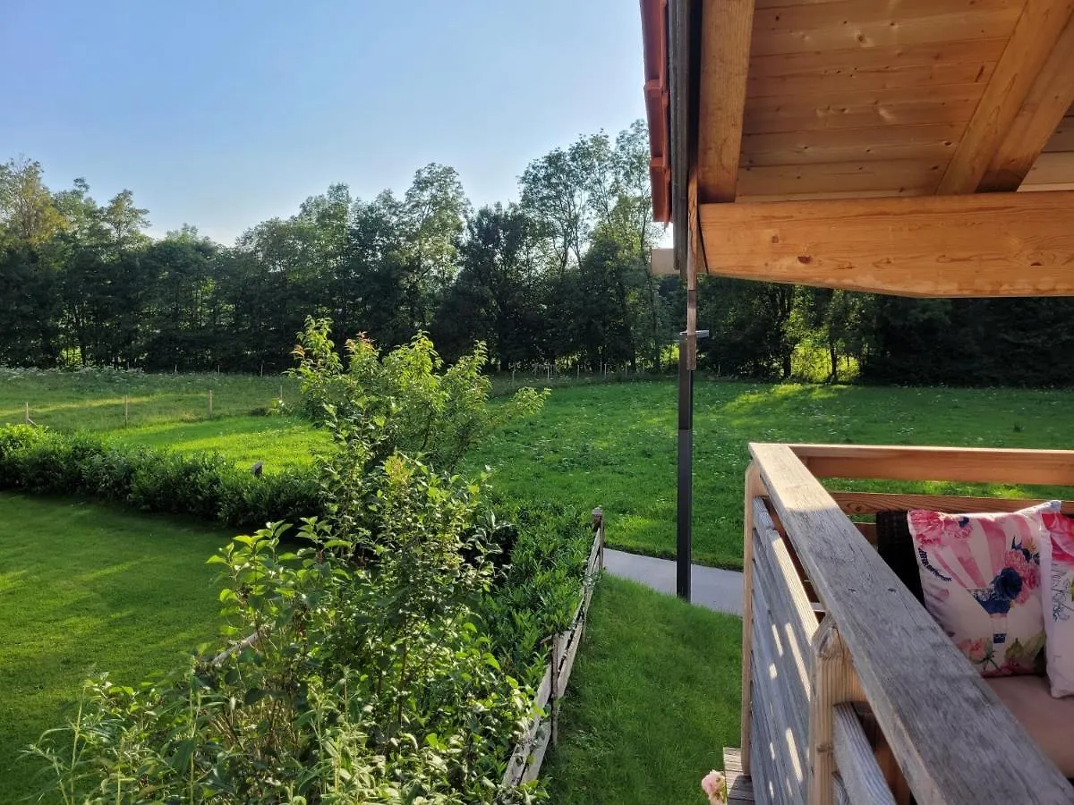 Familienfreundliche Grosszuegige Ferienwohnung Schlierachwelle Zwischen Schliersee Und Tegernsee Hausham Apartment